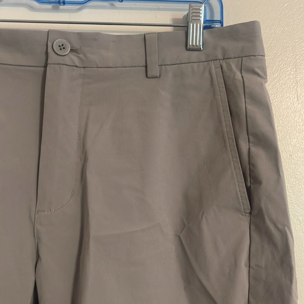 Vineyard Vines Breaker Shorts - Picture 2 of 6